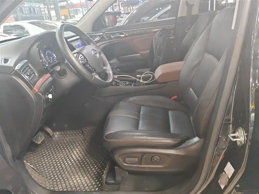 GAC Trumpchi Trumpchi GS8 2017 320T 2WD Luxury Smart Connect (7-seater) фото 15