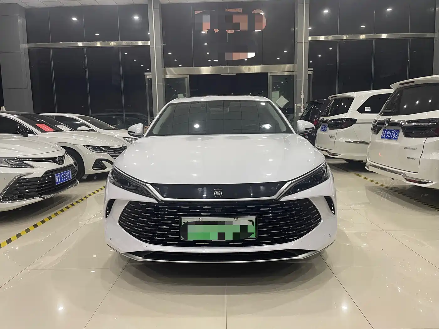 BYD QIN L