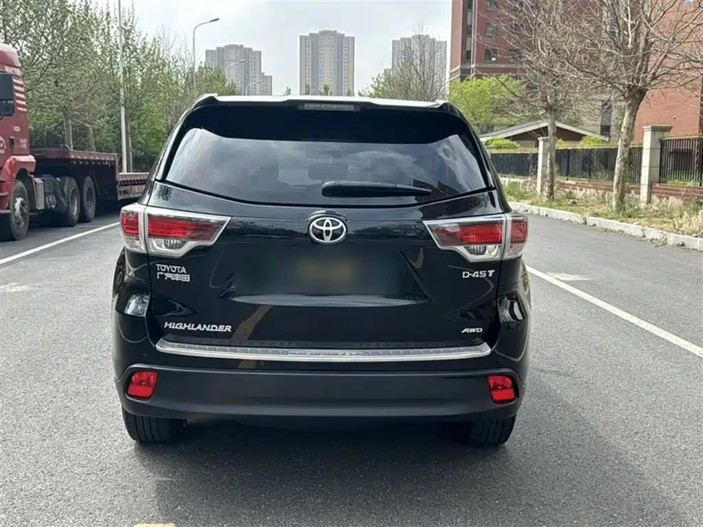 Toyota Highlander 2015 2.0T AWD Elite Edition 7-seater фото 10