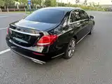 Фото 4 - Mercedes-Benz E-Class