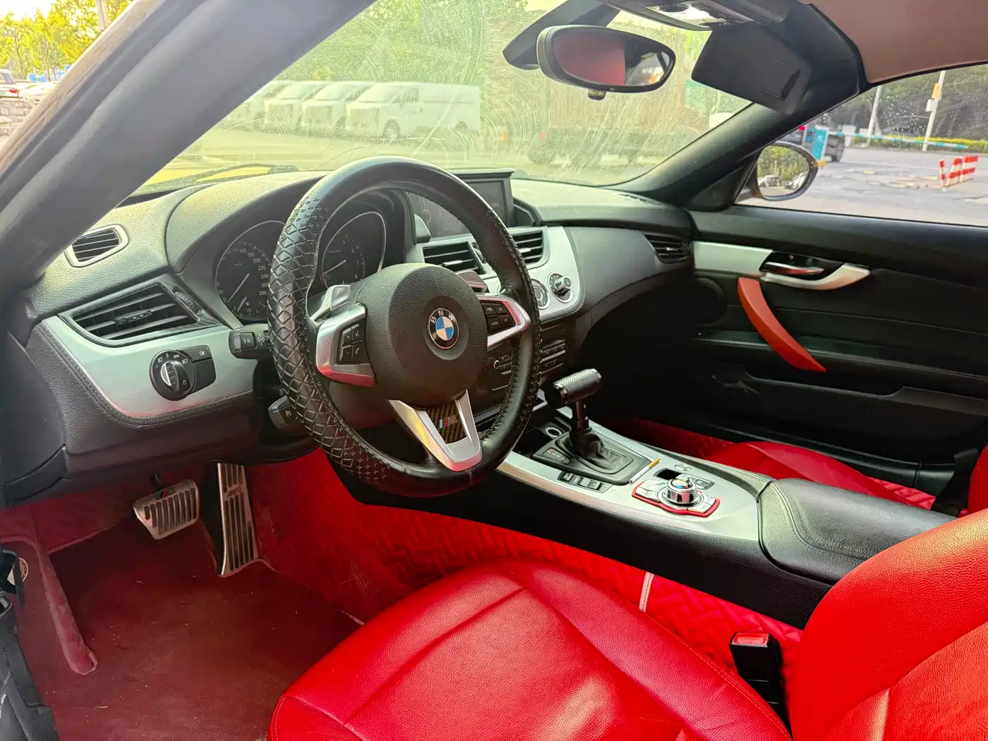 BMW Z4 2011 sDrive23i Flame Limited Edition фото 9