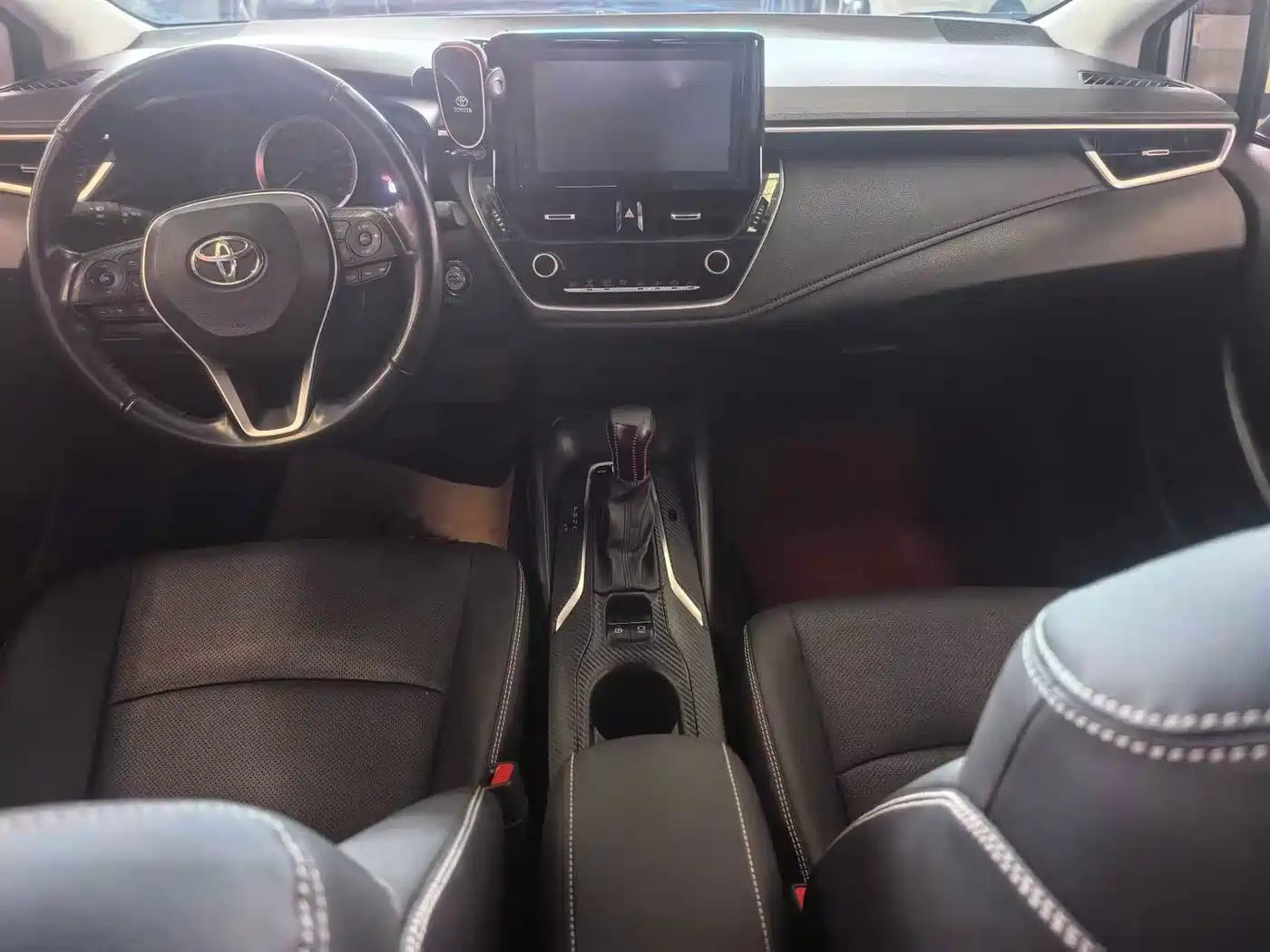 Toyota Corolla 2019 1.2T S-CVT GL-i Luxury Edition фото 7