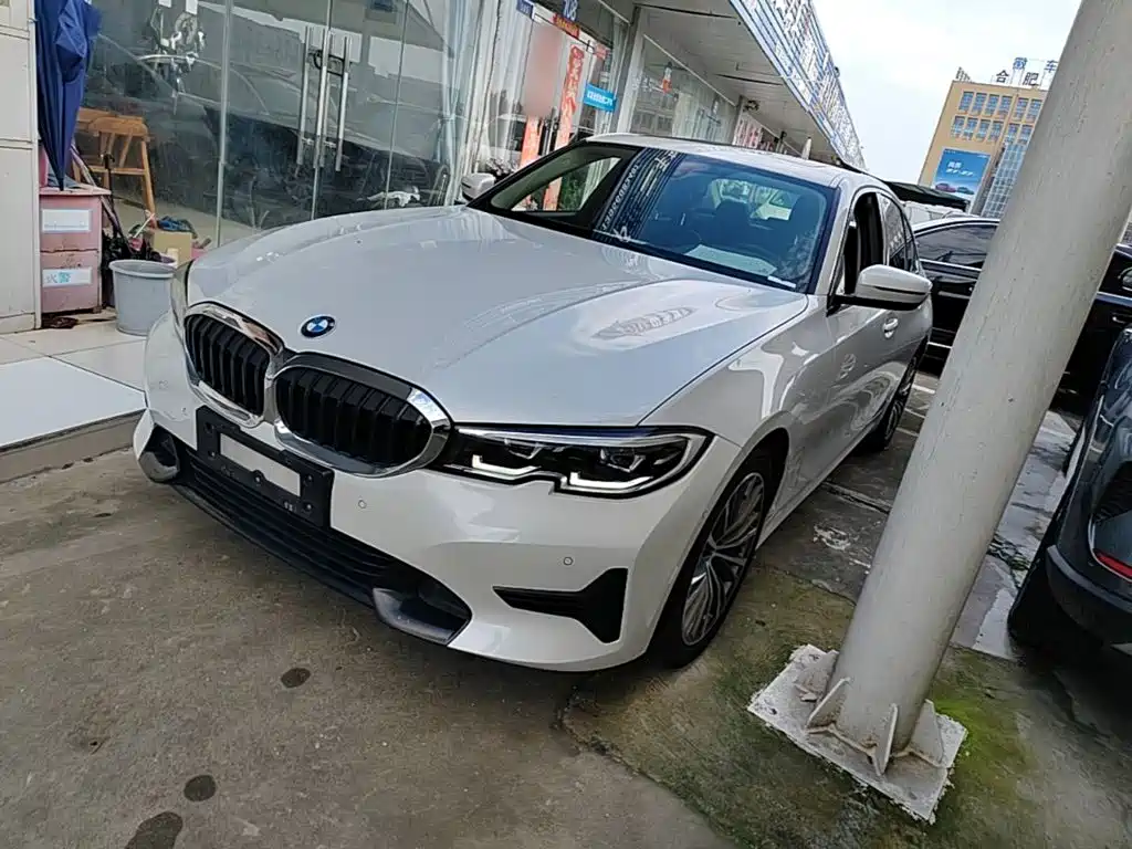BMW 3 Series 2022 Facelift 320i Sport Package