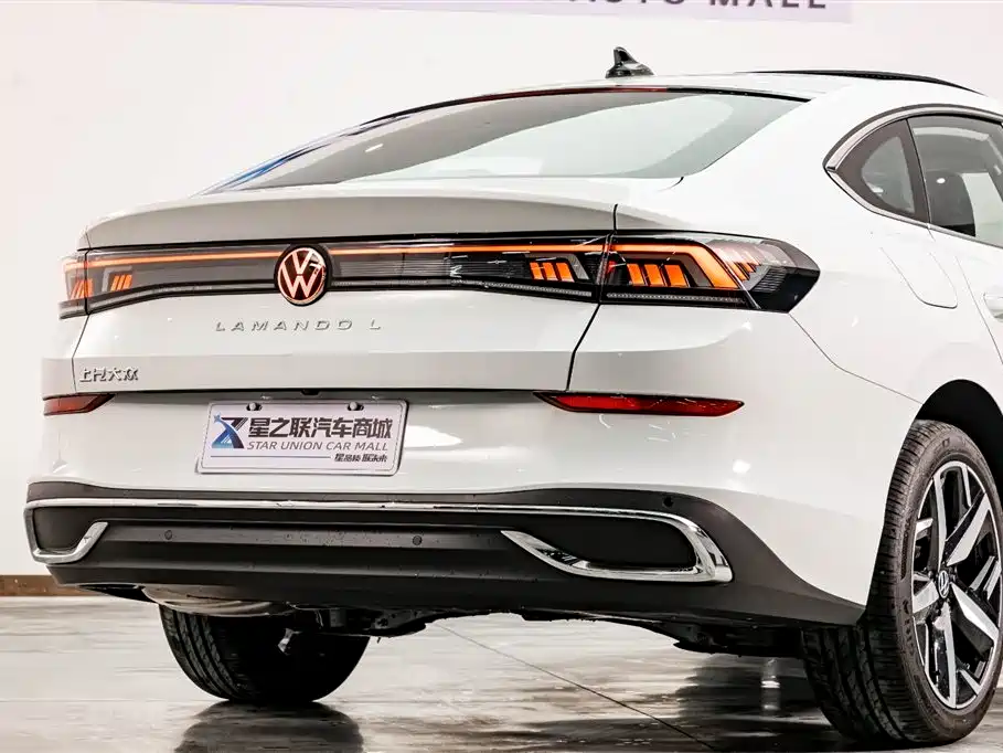 VOLKSWAGEN LINGDU