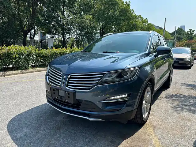 Lincoln Lincoln MKC 2017 2.0T 2WD Exclusive Edition