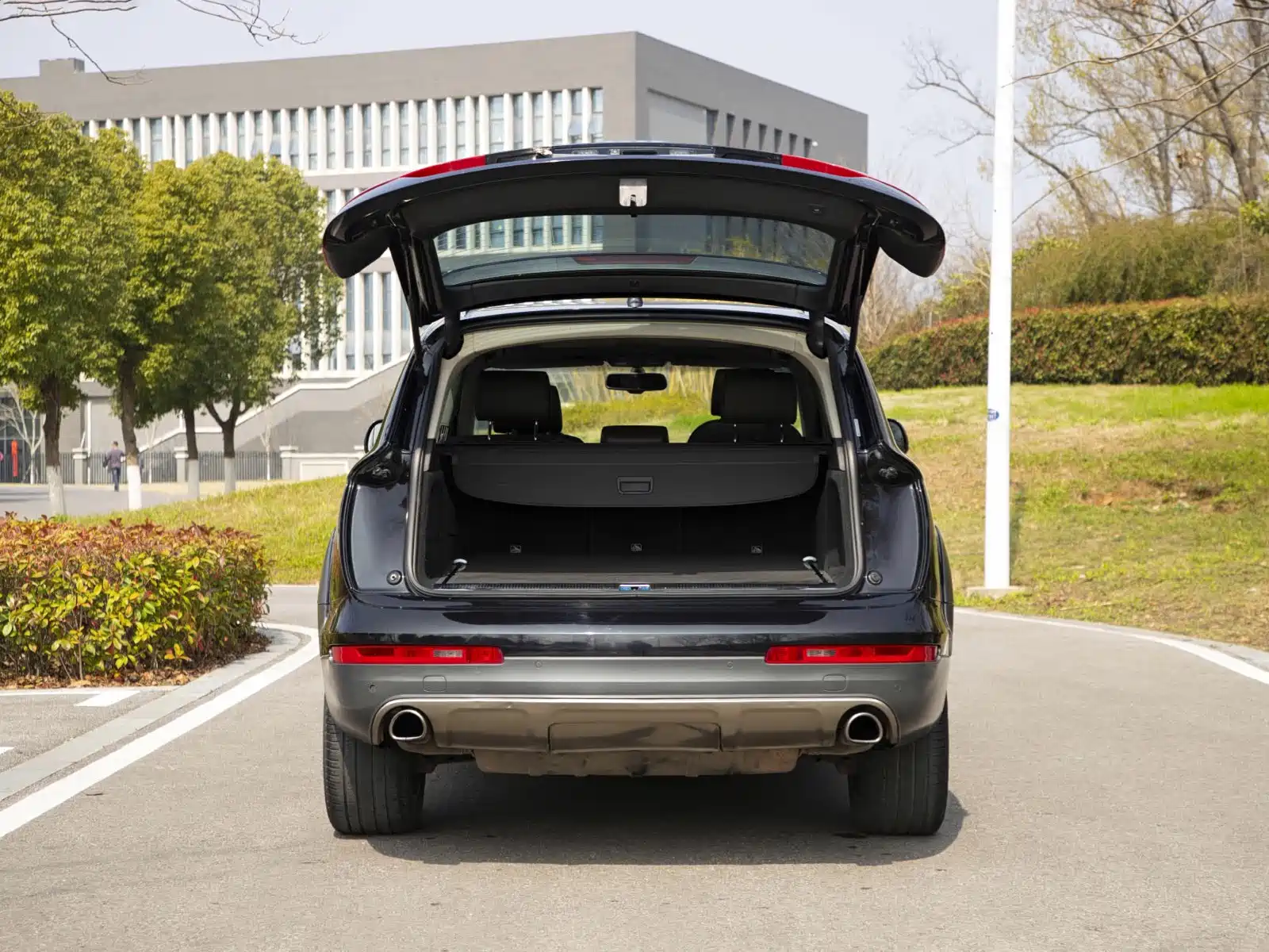 Photo 8 - Audi Q7