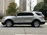 Photo 7 - Ford Explorer (Import)