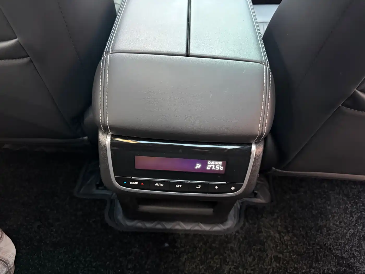 GAC Trumpchi Trumpchi GS8 2022 Pilot Series 2.0TGDI 2WD Luxury Smart Connect Edition (7-Seater) фото 22