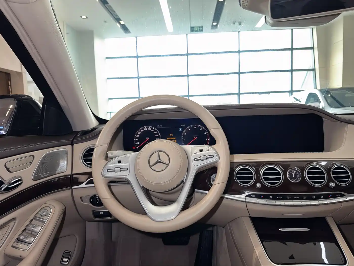Mercedes-Benz S-Class 2018 S 320 L фото 13