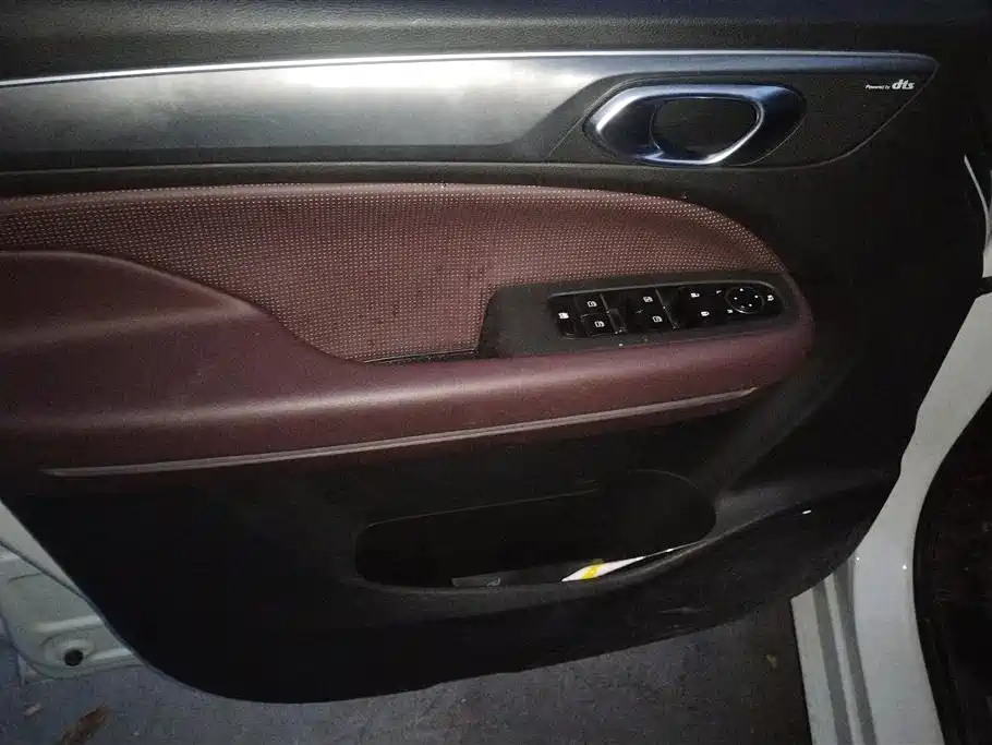 GAC Trumpchi Trumpchi M6 2023 PRO 270T DCT Luxury Edition фото 7