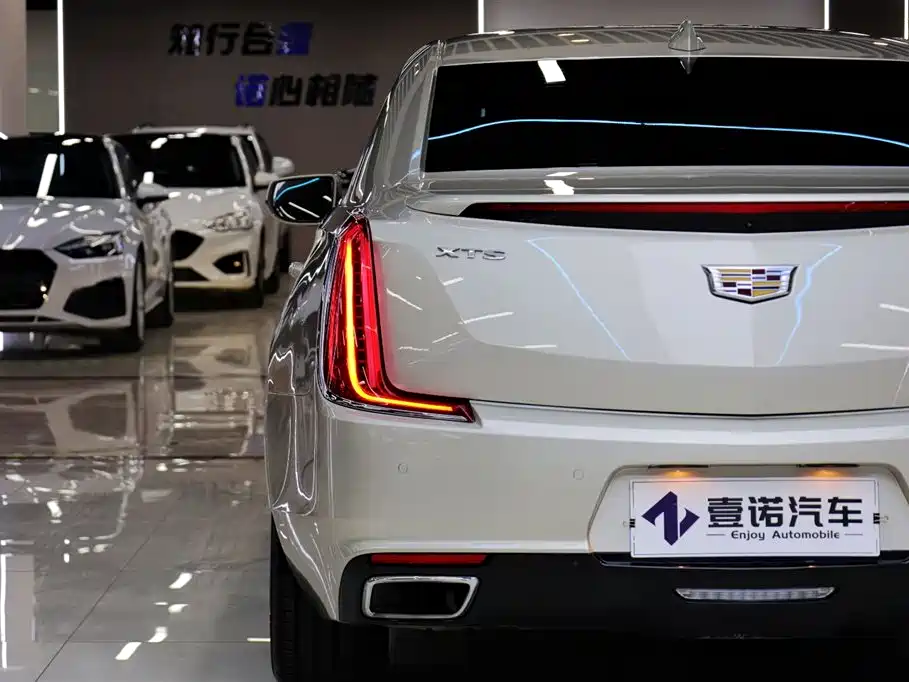 Cadillac XTS 2018 28T Luxury Model фото 8