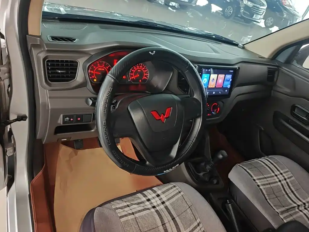 Wuling Motors Wuling Hongguang V 2024 2022 1.5L Power Take Edition Enclosed Van Electric Power Steering LAR
