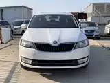 Фото 1 - Škoda Rapid