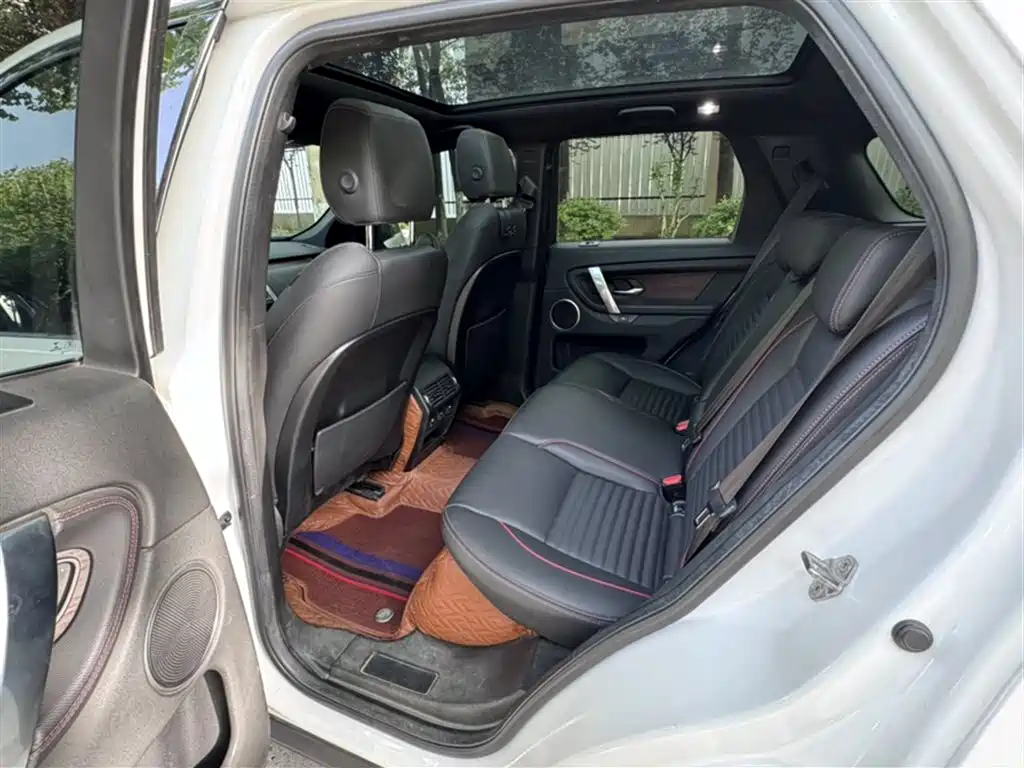 LAND ROVER DISCOVER SPORTS