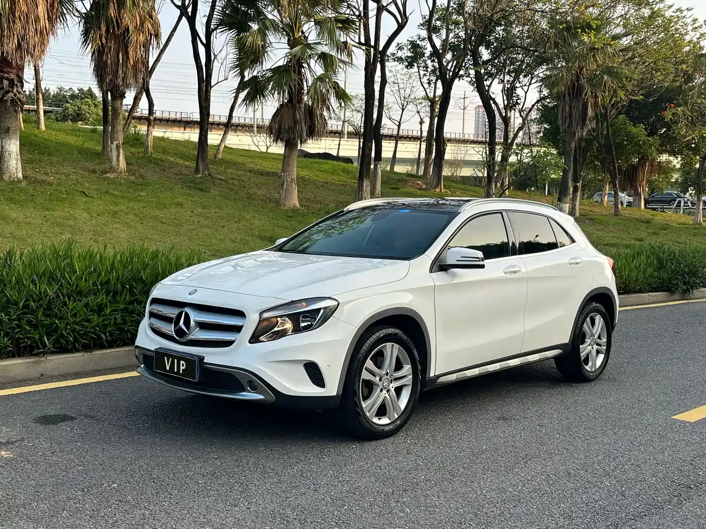 Mercedes-Benz GLA 2016 GLA 200 Dynamic