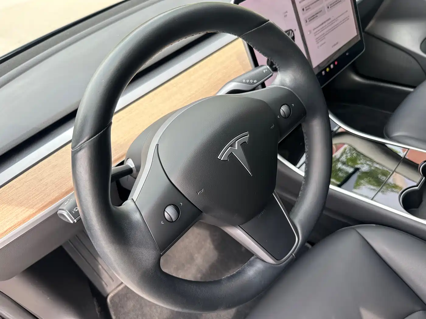 TESLA MODEL 3 (IMPORTED)