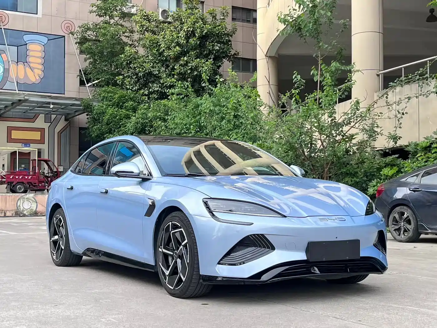 BYD Seal 2022 700km Long Range RWD Edition фото 3