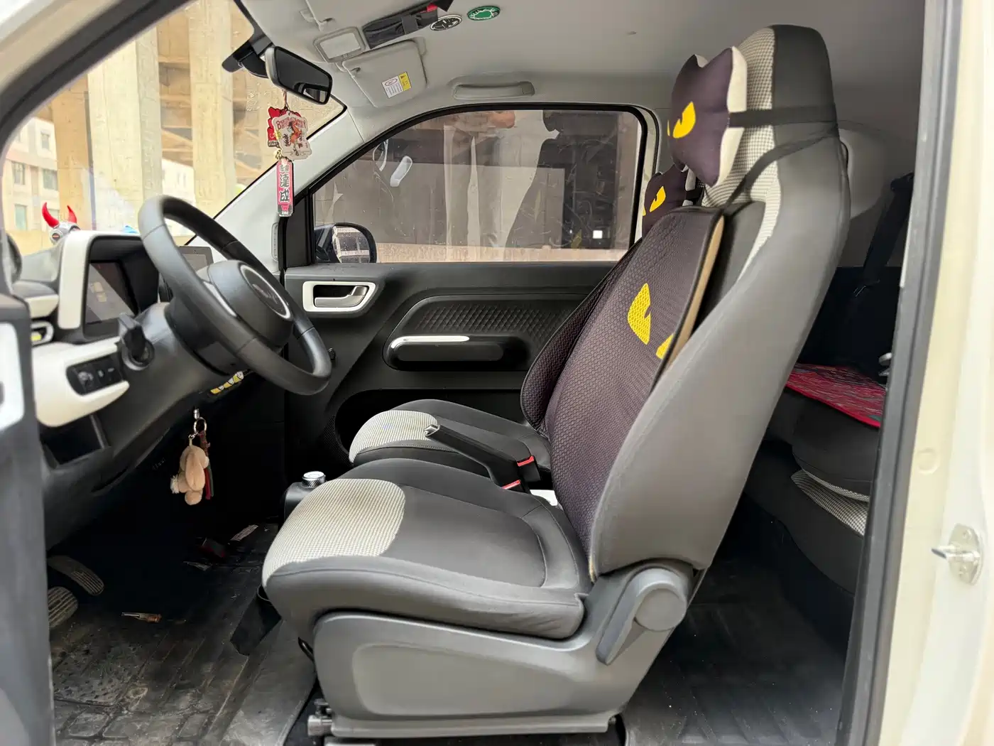 Photo 7 - Wuling Motors Hongguang MINIEV