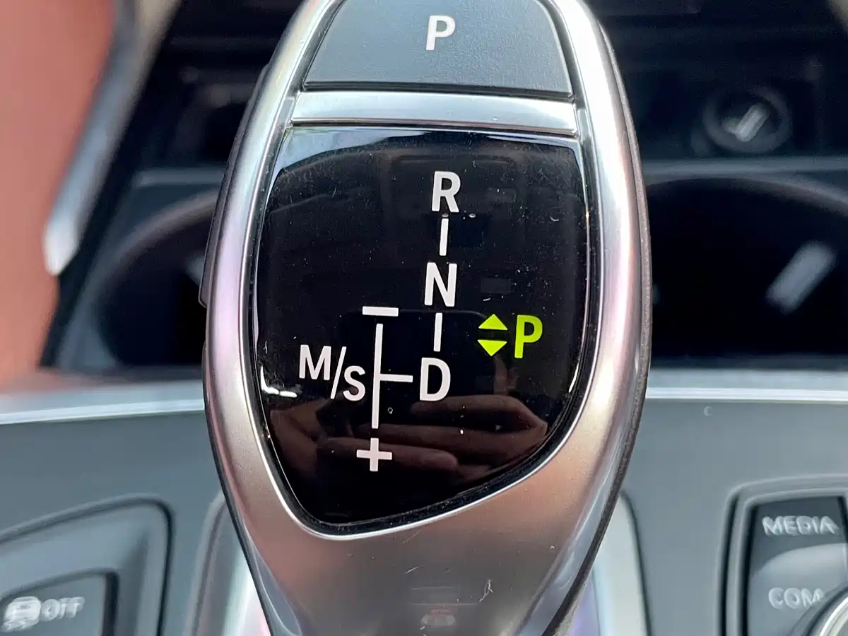 BMW X6 2018 xDrive35i M Sport Luxury Model фото 21