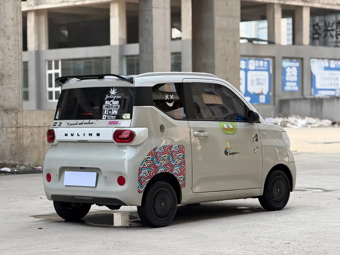 Photo 5 - Wuling Motors Hongguang MINIEV