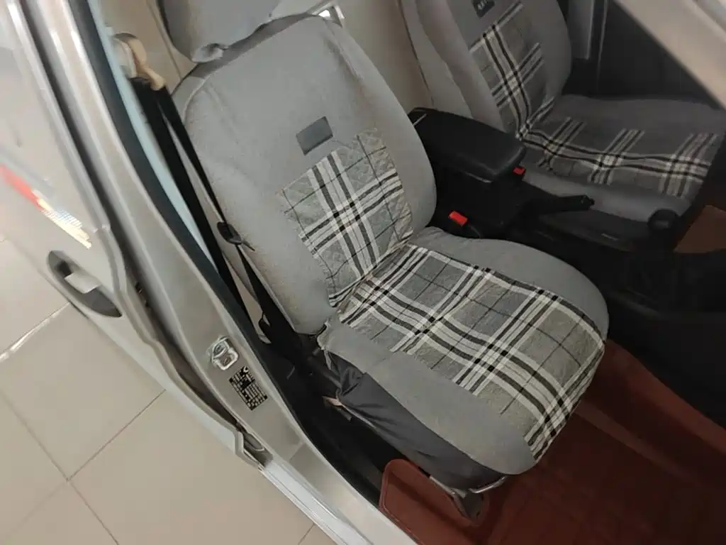 Wuling Motors Wuling Hongguang V 2024 2022 1.5L Power Take Edition Enclosed Van Electric Power Steering LAR