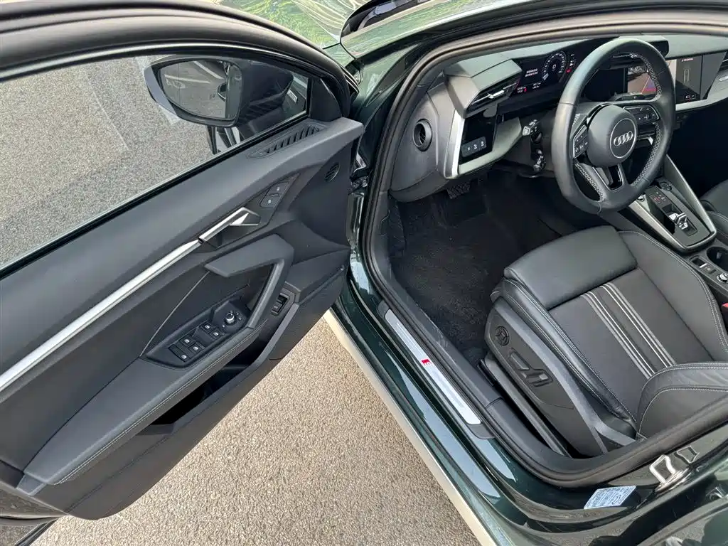 Audi A3 2024 Model A3L Limousine 35 TFSI Fashion Sport фото 13