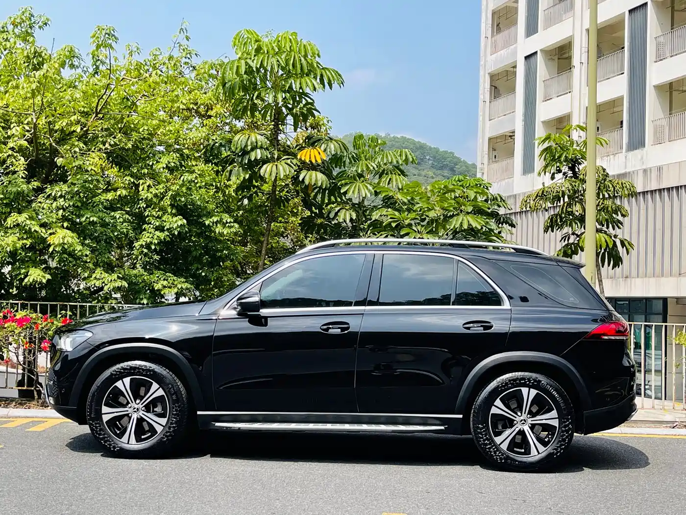 Фото 7 - Mercedes-Benz GLE
