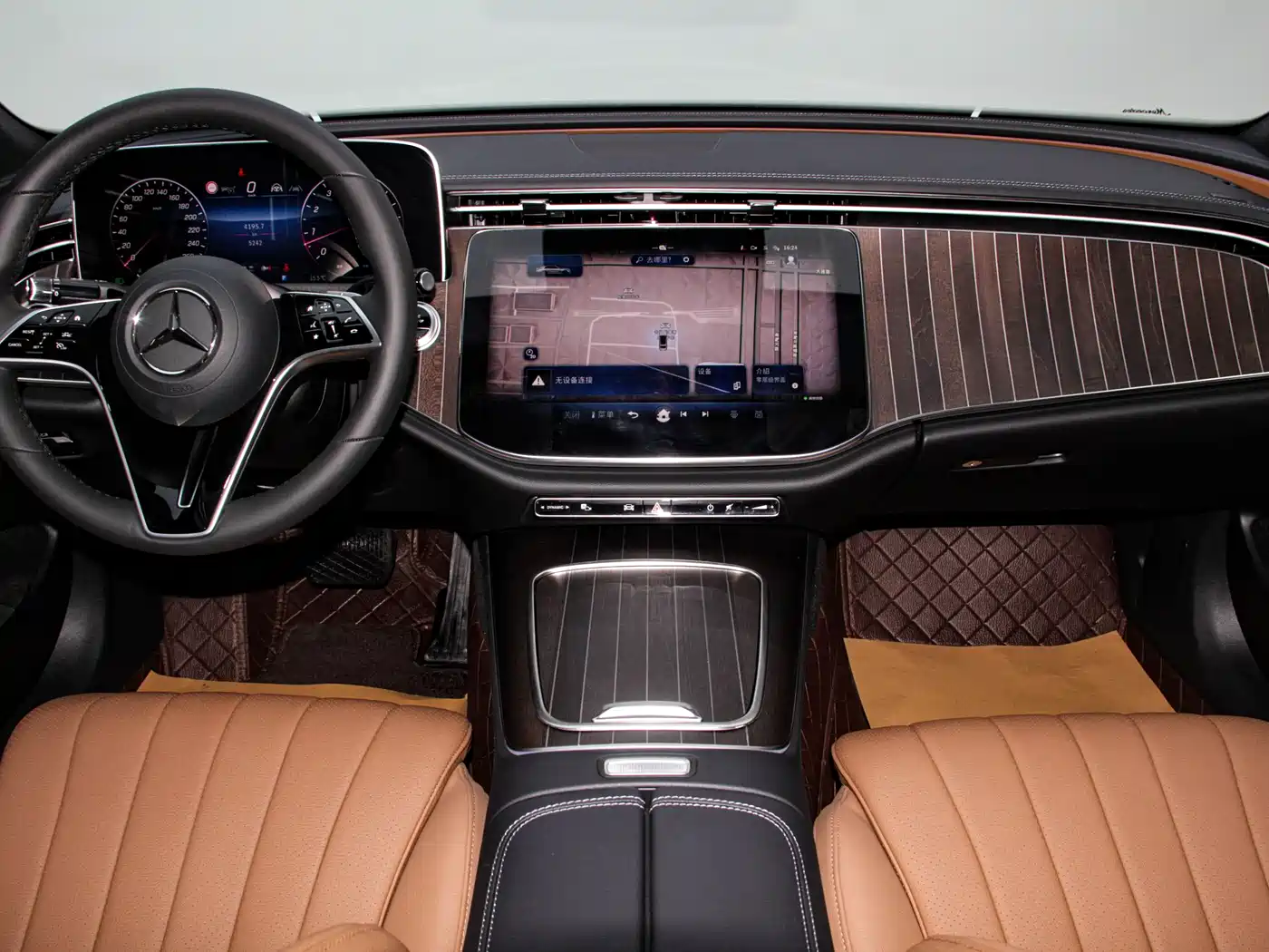 Mercedes-Benz E-Class 2025 E 300 L Fashion фото 32