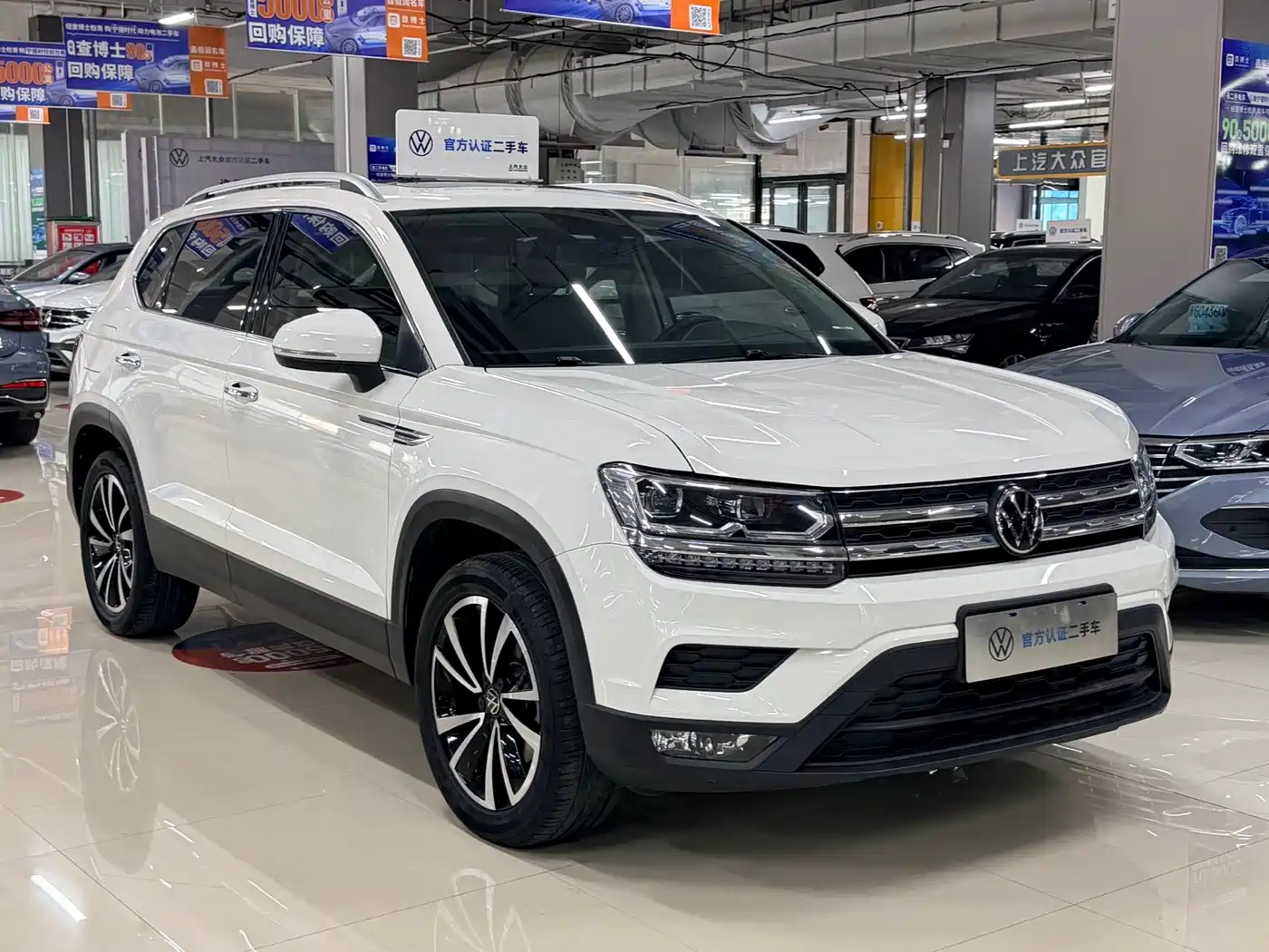 Volkswagen Tharu 2022 280TSI FWD Luxury Edition фото 3