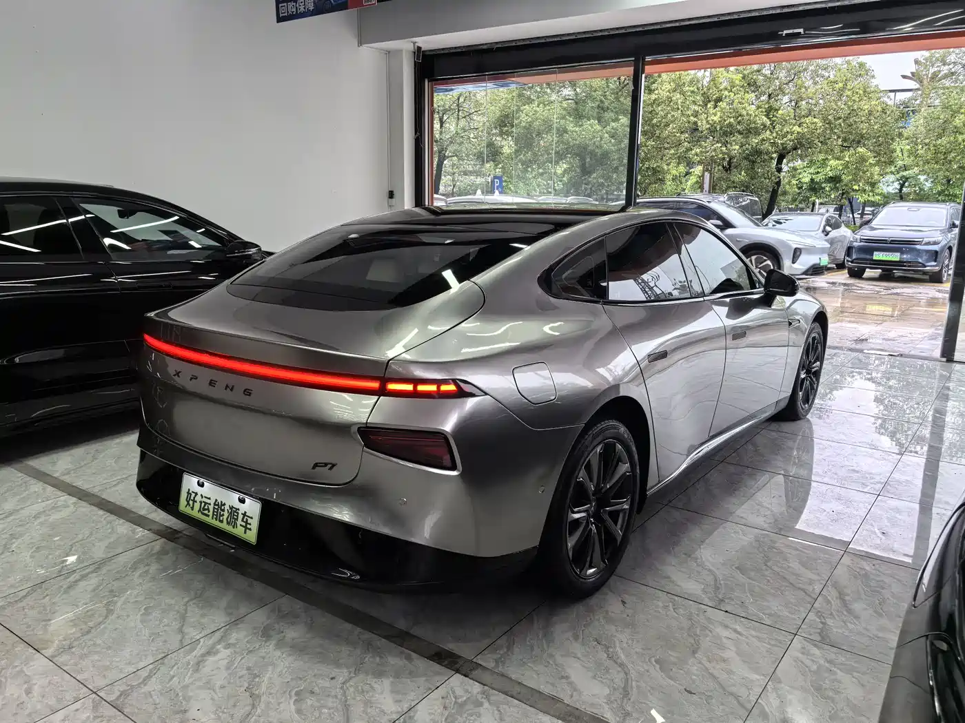XIAOPENG P7