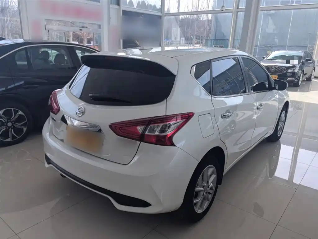 Nissan Tiida 2023 2024 1.6L CVT Smart Drive Edition