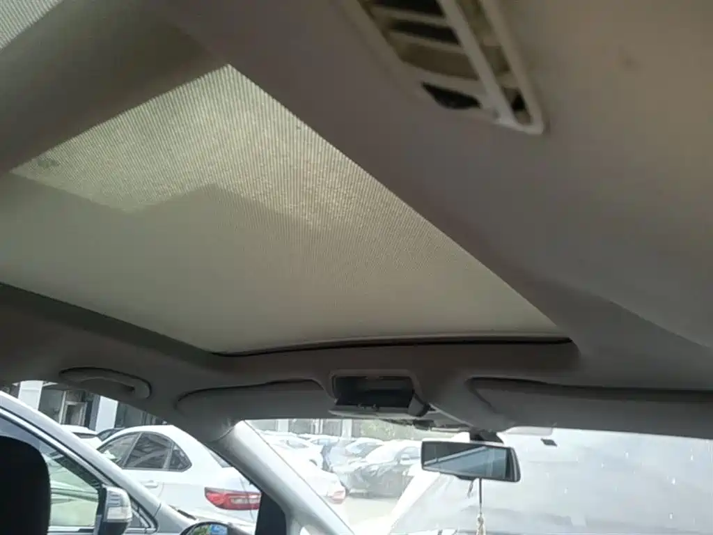 Volkswagen Sharan 2014 2.0TSI Comfort фото 18