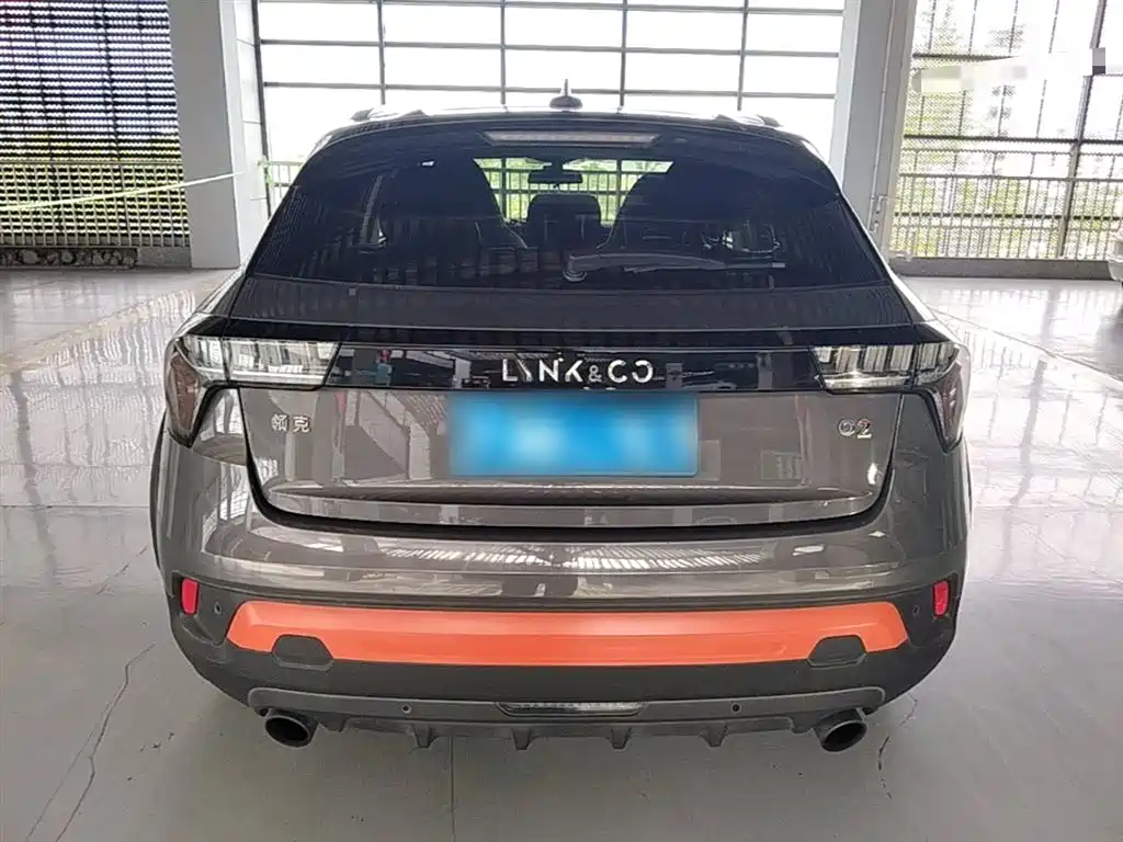 Lynk & Co 02 2018 1.5T DCT 2WD Shine Edition China V фото 6