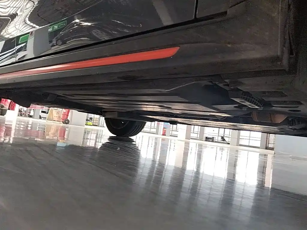 Lynk & Co 02 2018 1.5T DCT 2WD Shine Edition China V фото 21
