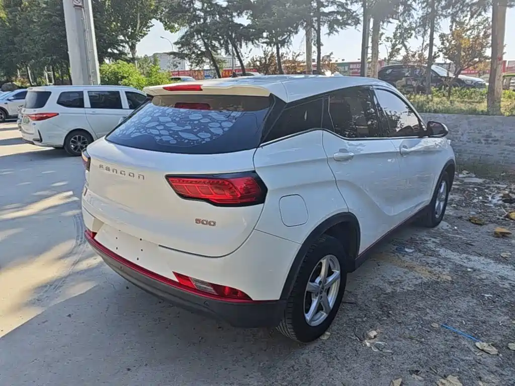 Dongfeng Fengguang Fengon 500 2022 2022 1.5L Manual Enjoyment Edition