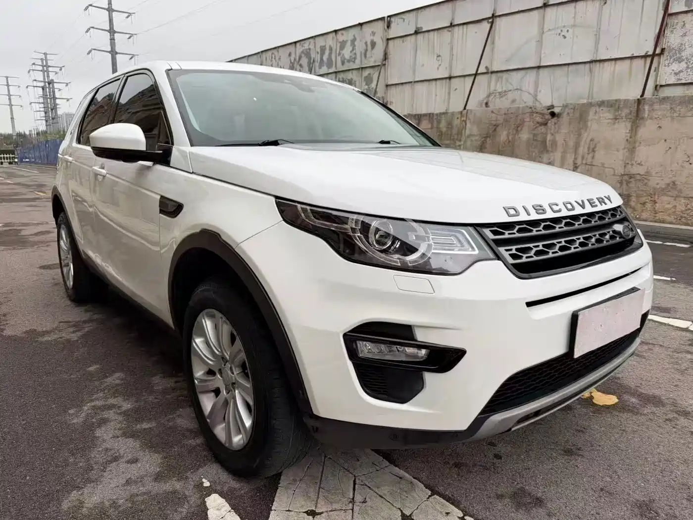 Land Rover Discovery Sport 2018 240PS SE Edition фото 2