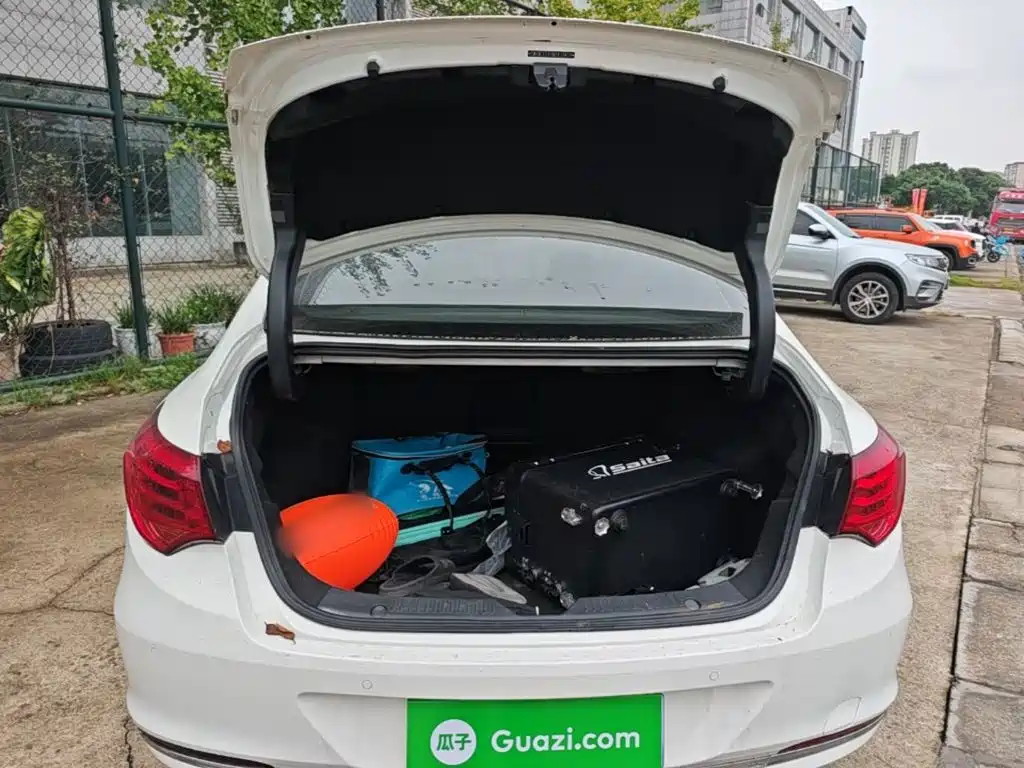 GAC Trumpchi GA6 2018 2016 235T DCT Luxury Edition
