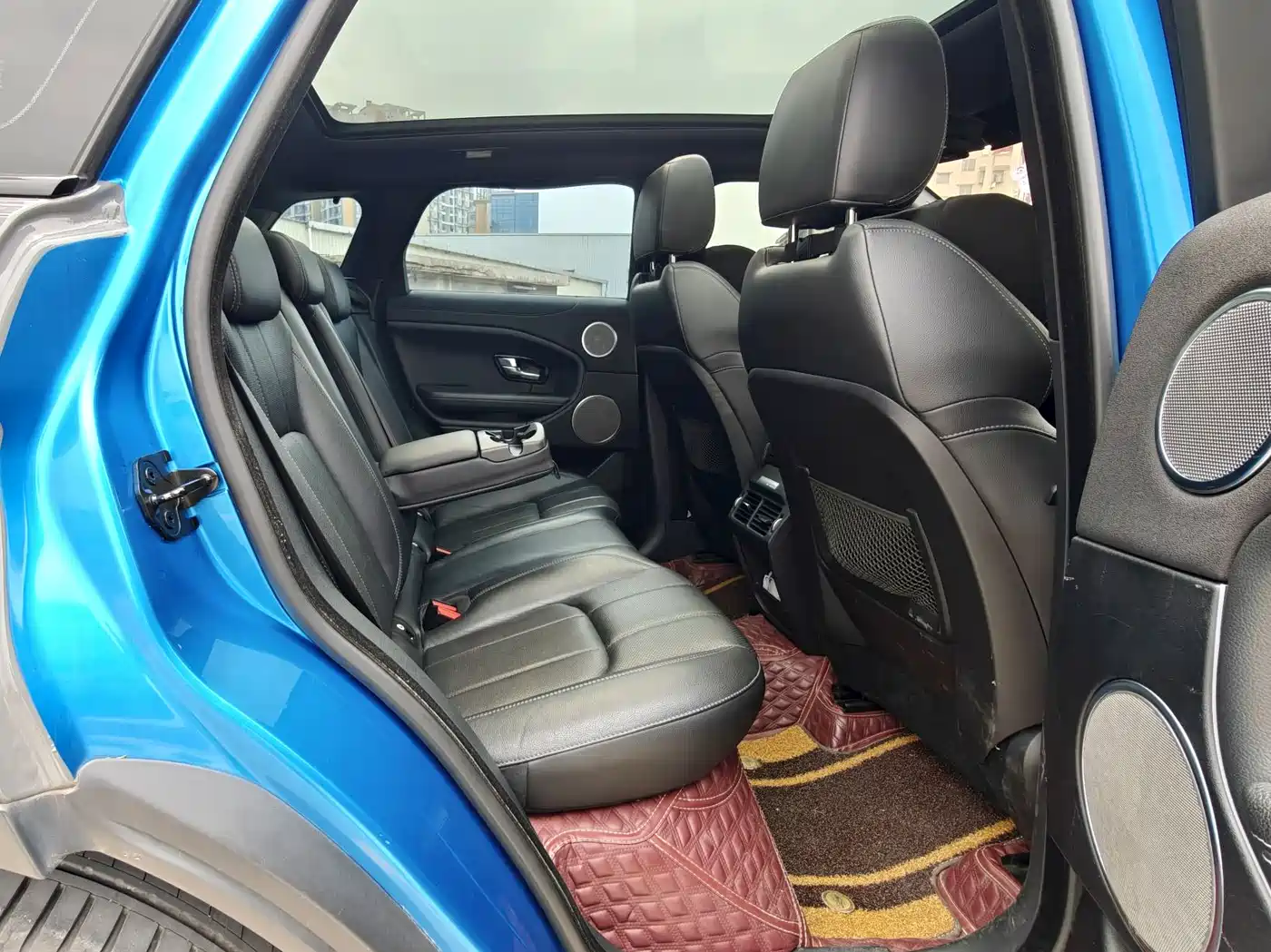 Land Rover Range Rover Evoque 2018 240PS Moraine Lake Blue Limited Edition фото 11