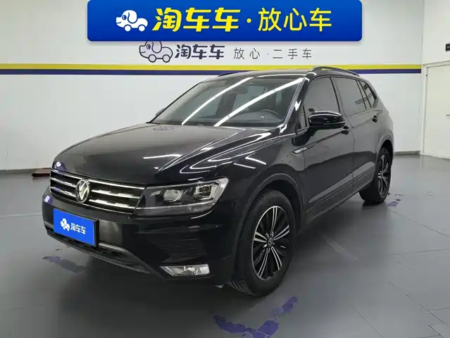Volkswagen Tiguan L 280TSI, автомат, FWD Smart Enjoy