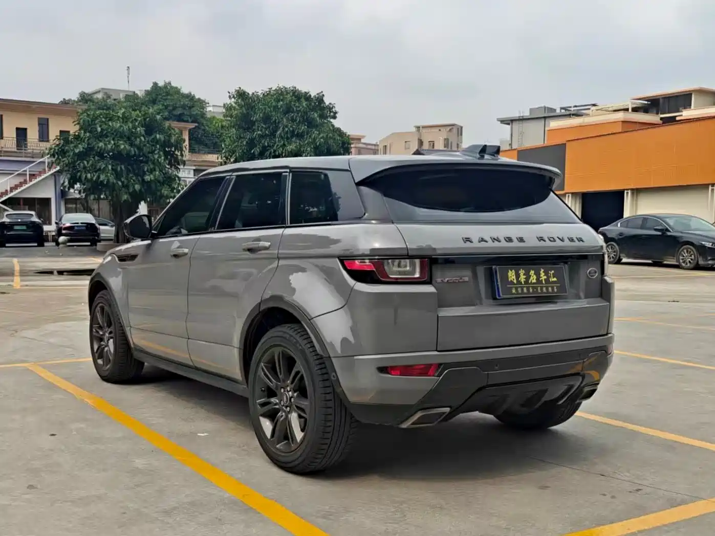 Land Rover Range Rover Evoque 2018 240PS Moraine Lake Blue Limited Edition фото 4