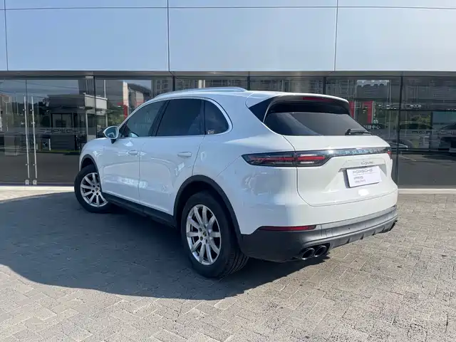 Porsche Cayenne 2018 Cayenne 3.0T — фото 4