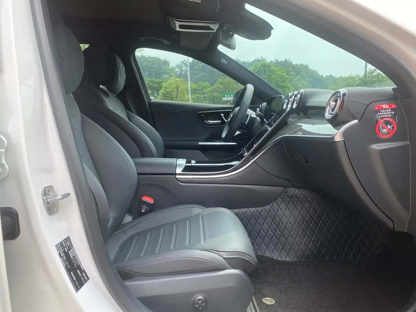 Mercedes-Benz C-Class 2025 C 260 L Sport Edition фото 5