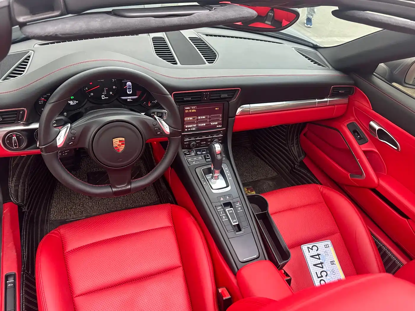 Porsche 911 2014 Targa 4 3.4L фото 6