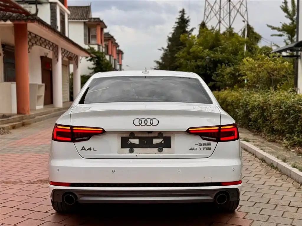 Audi A4L 2018 30th Anniversary 40 TFSI Fashion фото 10