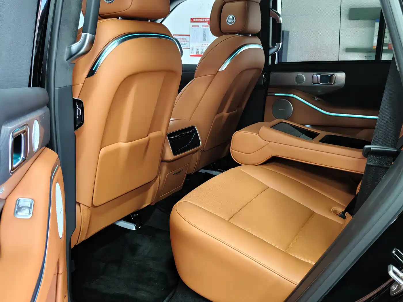 TANK TANK 700 NEW ENERGY