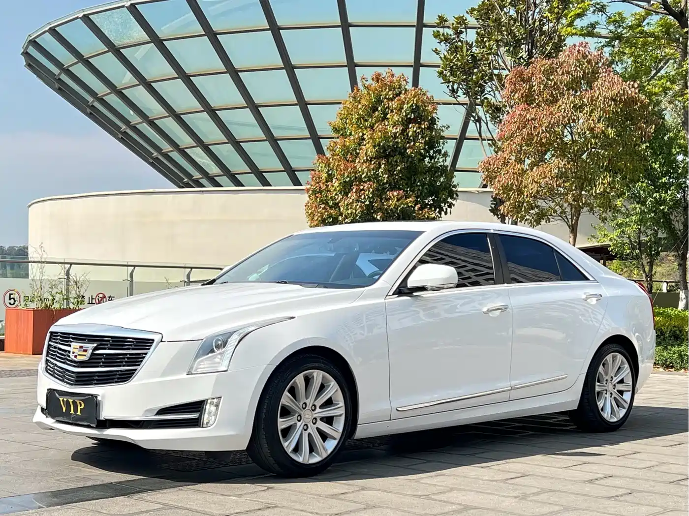Cadillac ATS-L 2016 28T Fashion Model