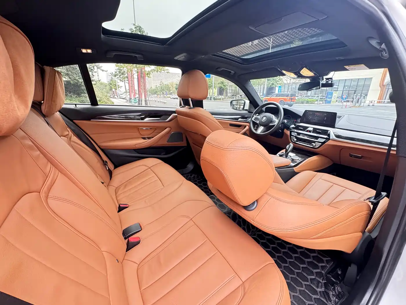 BMW 5 Series 2019 530Li Leading M Sport Package фото 29