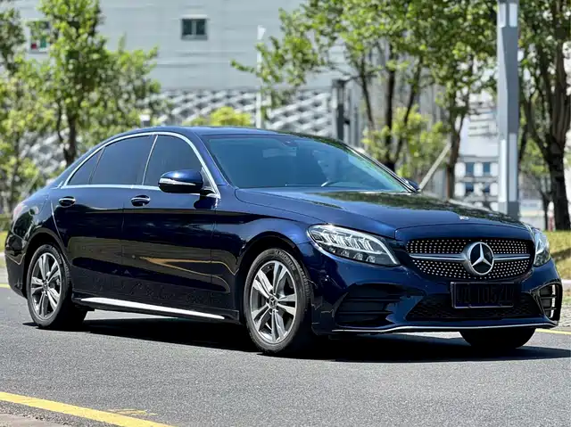 Mercedes-Benz C-Class 2019 C 180 L Fashion Sport Edition — фото 5