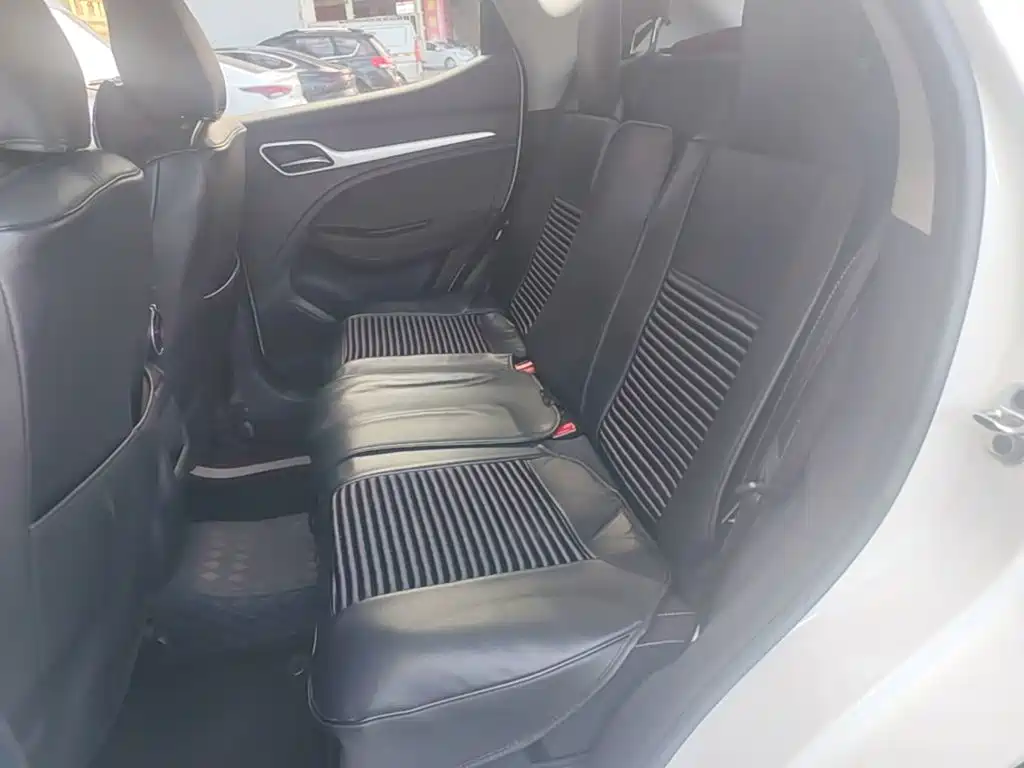 MG ZS 2019 2019 1.5L Manual Global Luxury Edition (China VI)