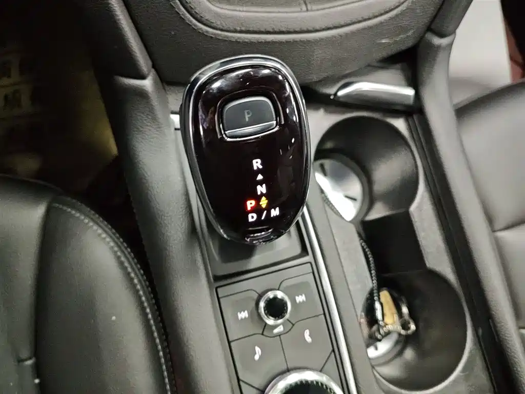 Cadillac XT6 2022 2.0T 6-Seater 2WD Luxury Edition фото 13